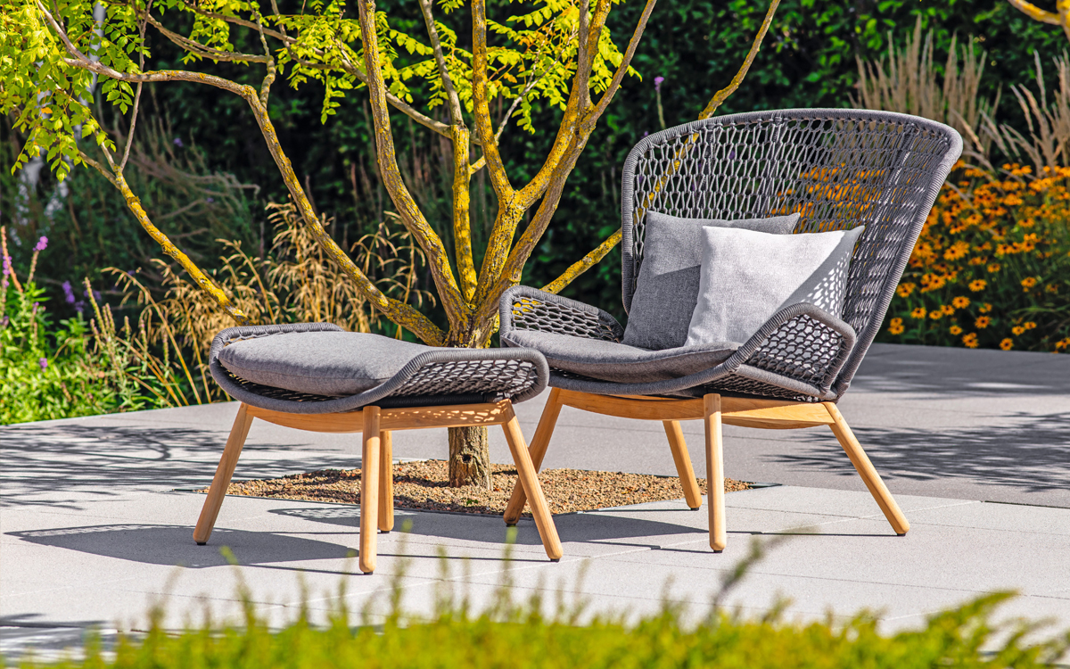 WING Light Relaxsessel mit Ottoman