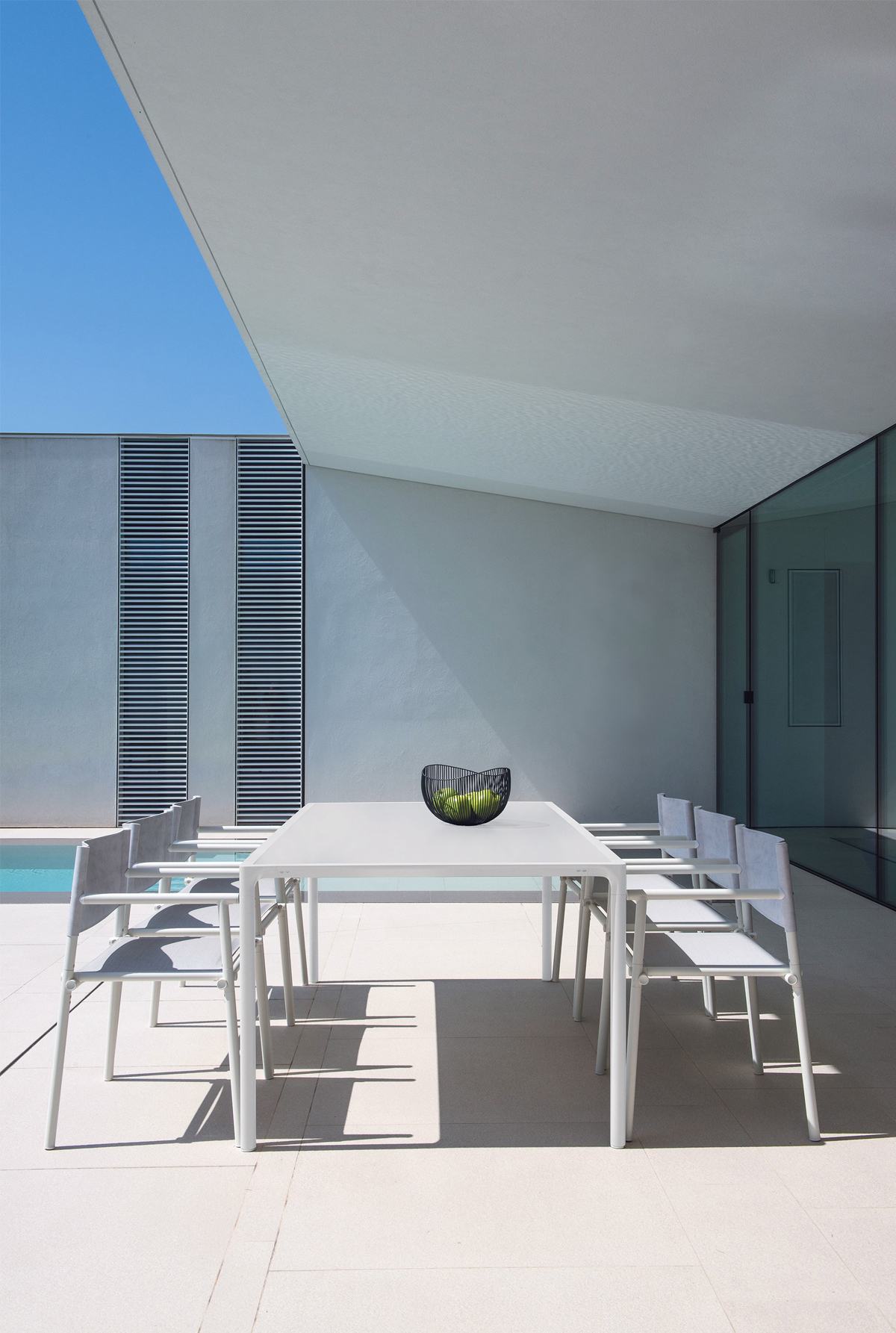 Mediterrane Leichtigkeit in Weiß: "Terramare" von Emu.