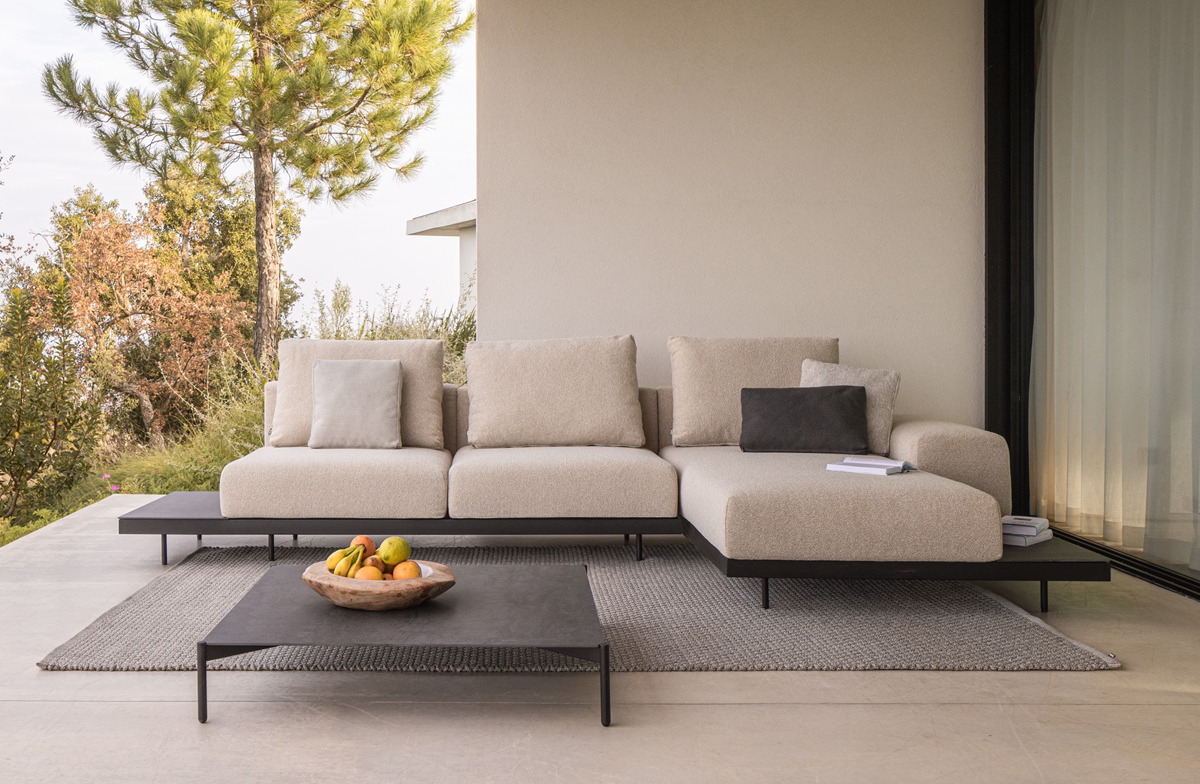 Entspannte Cozyness bietet die "Dongo Chaise Longue" von Todus.